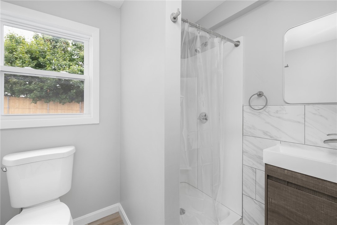 66 Jefferson Avenue, Unit 2F Pawtucket, RI 02860 - Photo 9 of 12