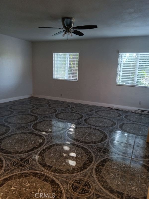 2506 East 130th Street Compton, CA 90222 - Photo 7 of 7 a kitchen with a stove