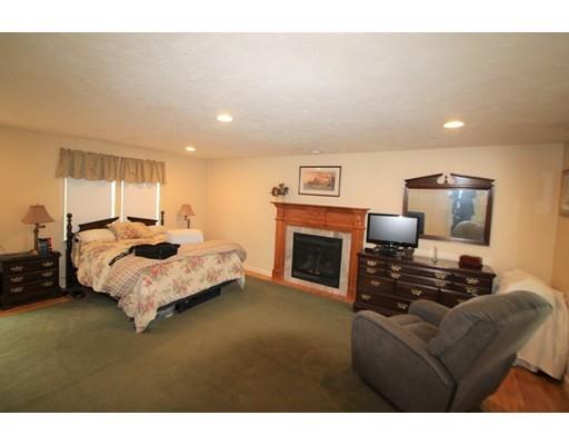 143 Cranberry Road Whitman, MA 02382 - Photo 7 of 22