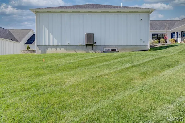 $732,777 | 104 Hvn Rdg Court, Dardenne Prairie, MO 63368