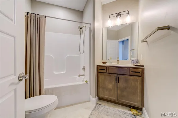 $732,777 | 104 Hvn Rdg Court, Dardenne Prairie, MO 63368