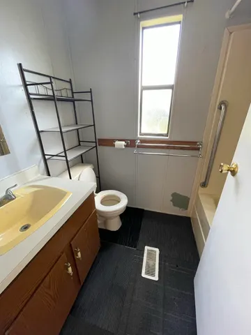 $950 | 5801 Flaxman Street, Unit 43, Pensacola, FL 32506