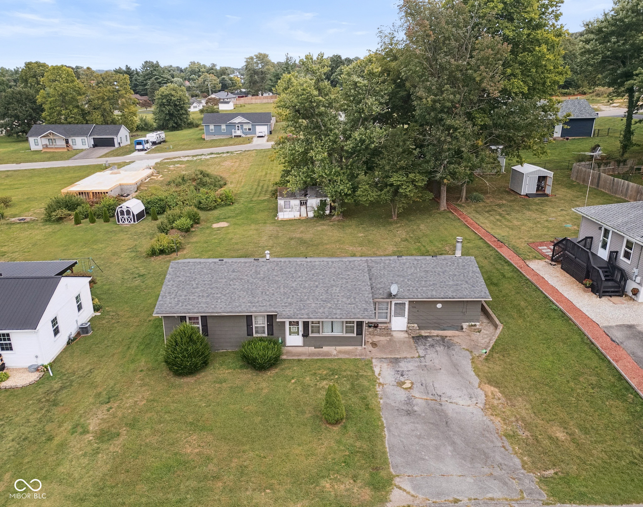 412 Ridgeview Drive Salem, IN 47167 - Photo 2 of 33