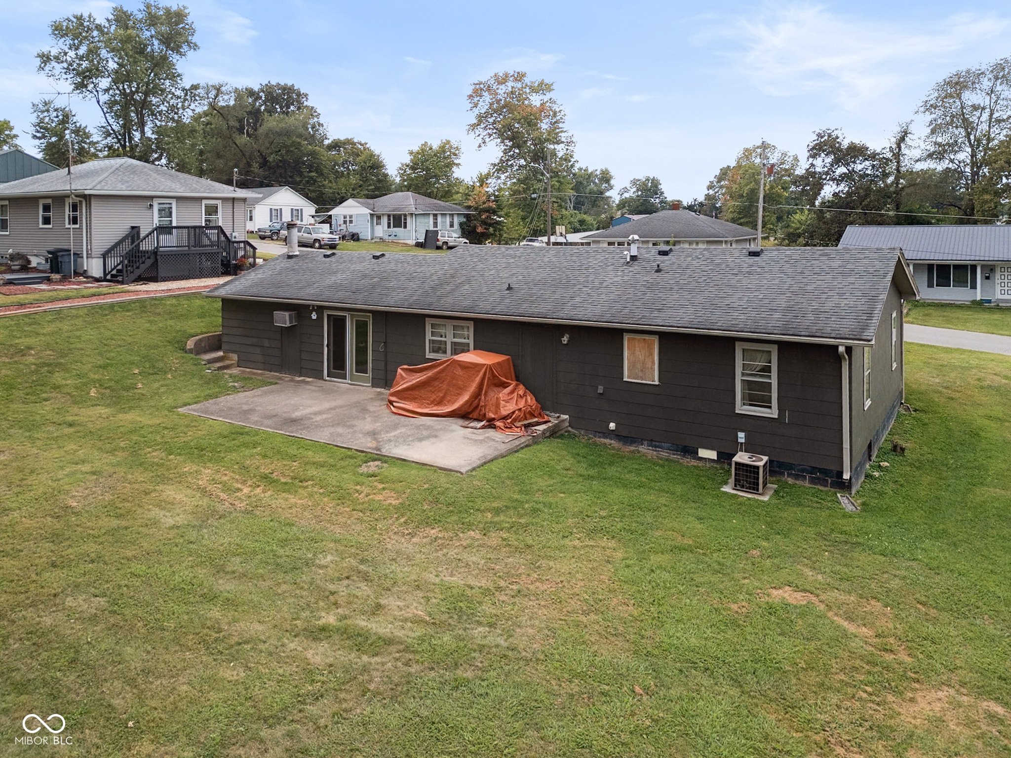 412 Ridgeview Drive Salem, IN 47167 - Photo 3 of 33