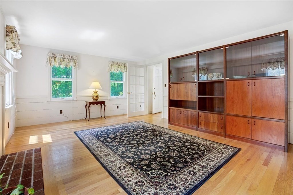 135 Spofford Road Boxford, MA 01921 - Photo 3 of 31