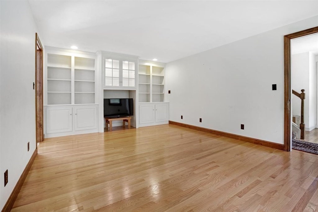 135 Spofford Road Boxford, MA 01921 - Photo 10 of 31