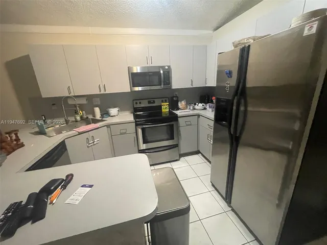 $3,100 | 11458 Northwest 91st Court, Hialeah Gardens, FL 33018