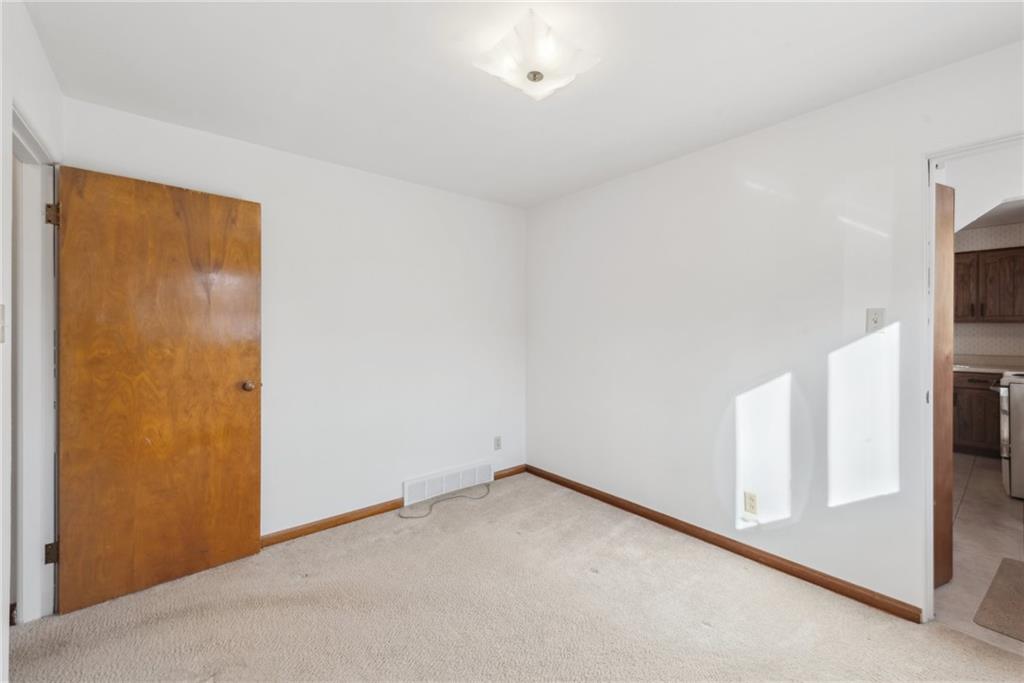 614 Maple Street Jeannette, PA 15644 - Photo 13 of 26 a view of an empty room