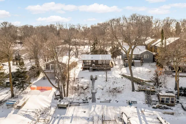 $649,900 | 6240 Red Oak Road, Mound, MN 55364