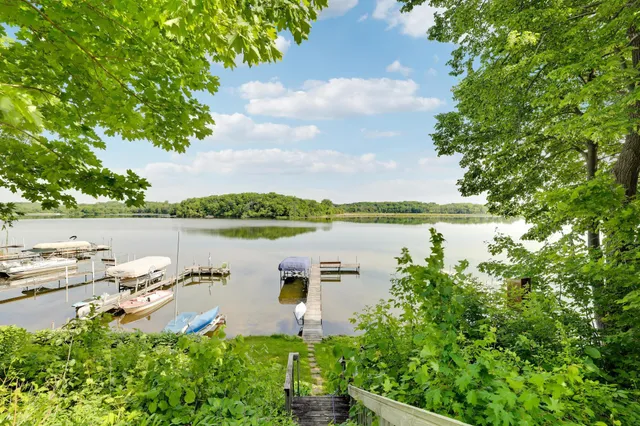 $649,900 | 6240 Red Oak Road, Mound, MN 55364