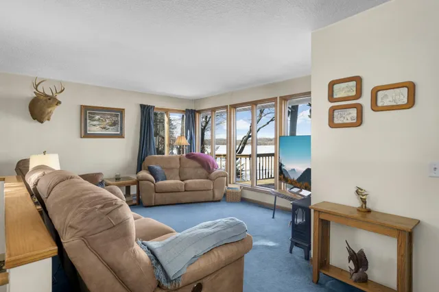 $649,900 | 6240 Red Oak Road, Mound, MN 55364