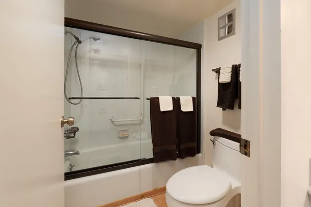 $216,000 | 1655 East Palm Canyon Drive, Unit 616, Palm Springs, CA 92264