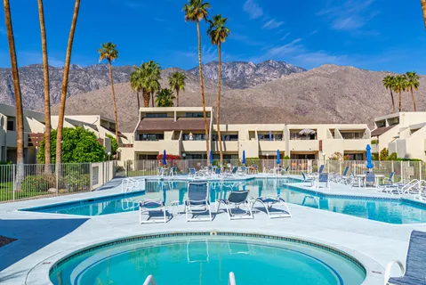 $216,000 | 1655 East Palm Canyon Drive, Unit 616, Palm Springs, CA 92264