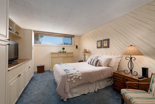 $216,000 | 1655 East Palm Canyon Drive, Unit 616, Palm Springs, CA 92264