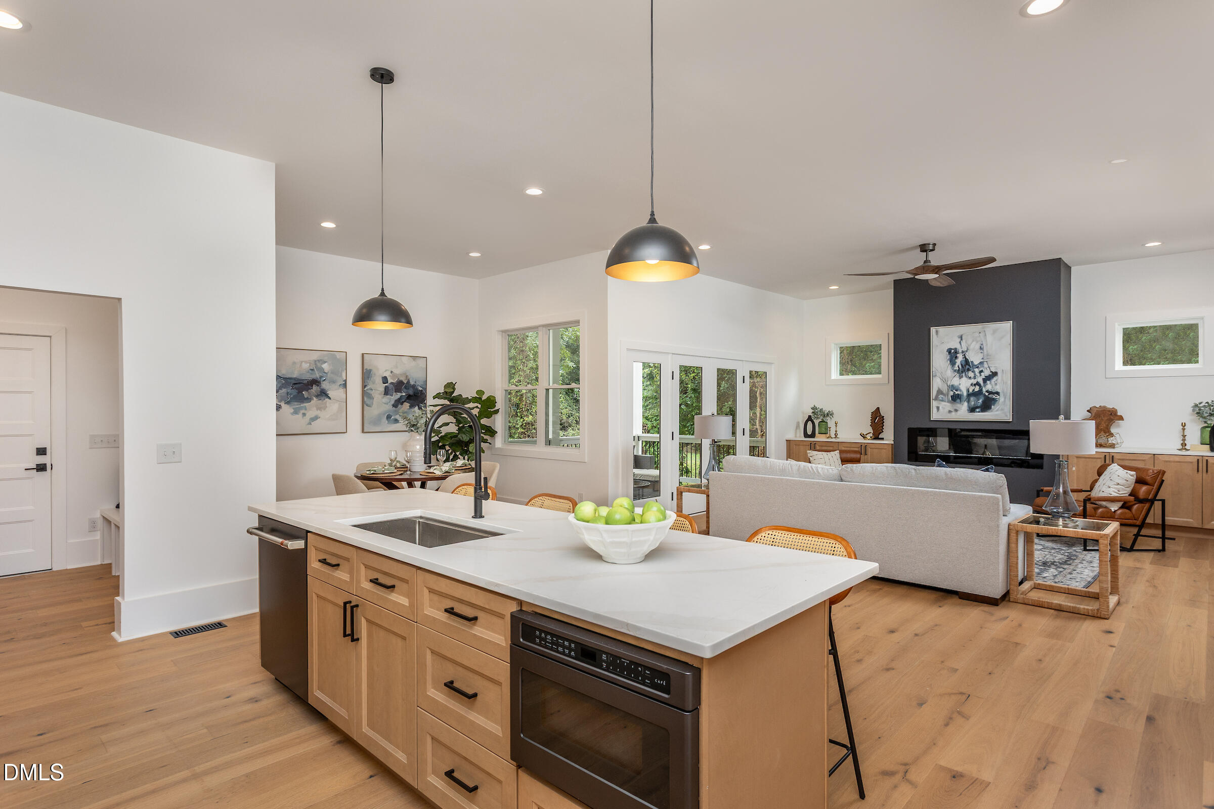 712 Van Buren Road Raleigh, NC 27604 - Photo 8 of 41 712VanBuren018