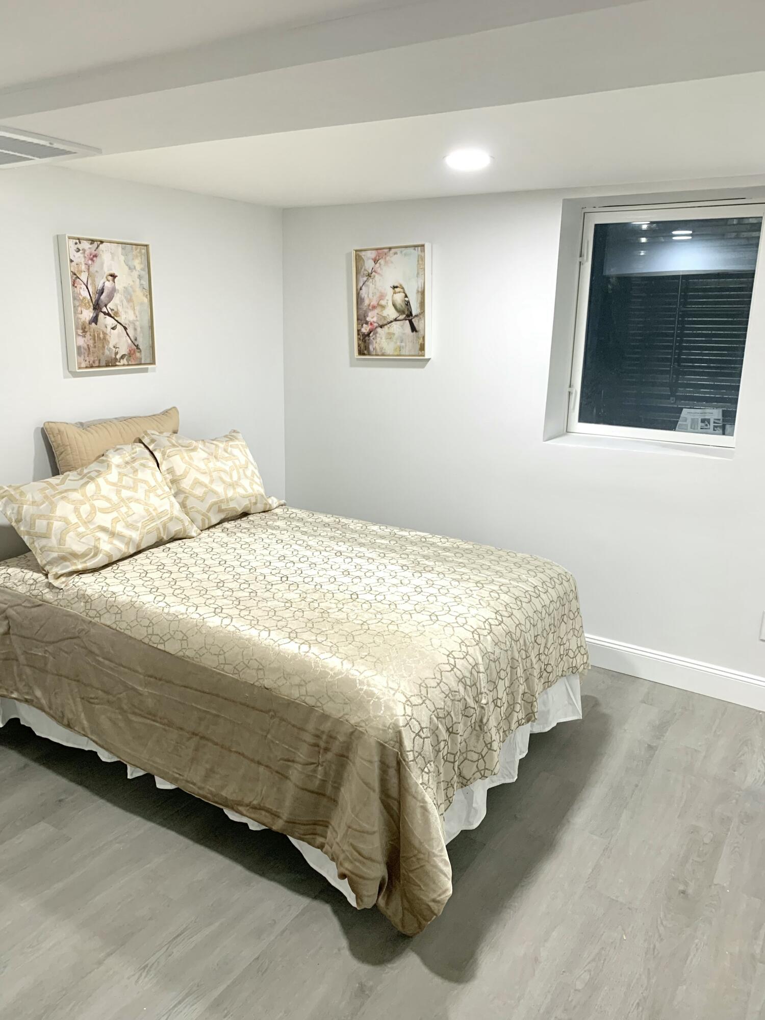 5918 North 72nd Street Milwaukee, WI 53218 - Photo 24 of 28 IMG_2488