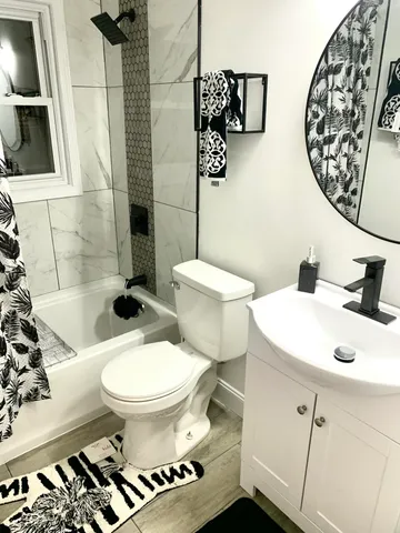 $249,999 | 5918 North 72nd Street, Milwaukee, WI 53218