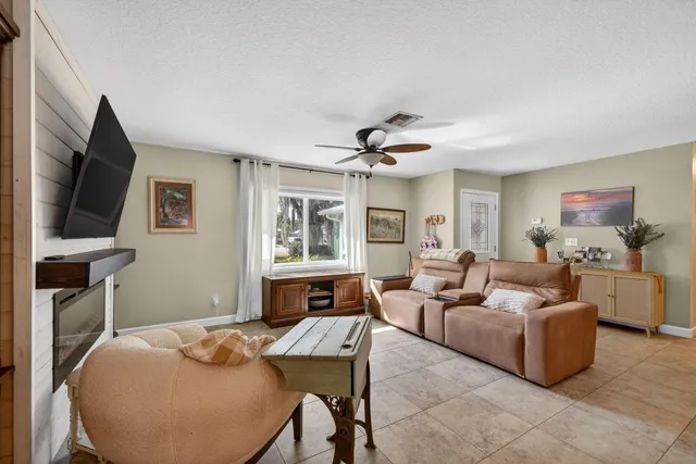 $424,900 | 1206 White Oak Lane, Fort Pierce, FL 34982
