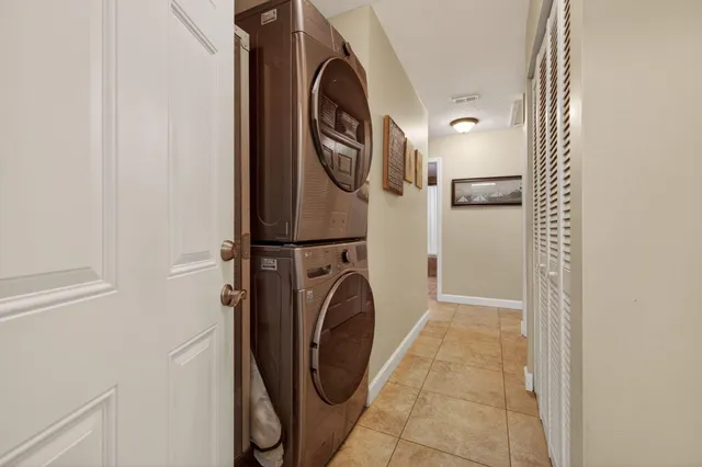 $424,900 | 1206 White Oak Lane, Fort Pierce, FL 34982