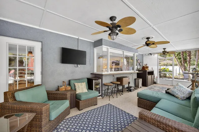 $424,900 | 1206 White Oak Lane, Fort Pierce, FL 34982