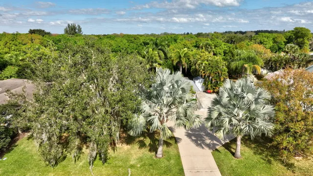 $424,900 | 1206 White Oak Lane, Fort Pierce, FL 34982