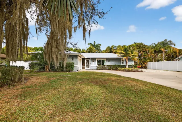 $424,900 | 1206 White Oak Lane, Fort Pierce, FL 34982