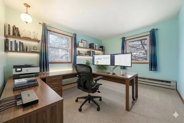 $289,900 | 927 Orchard Drive, Seymour, WI 54165