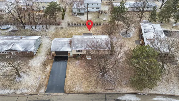 $289,900 | 927 Orchard Drive, Seymour, WI 54165