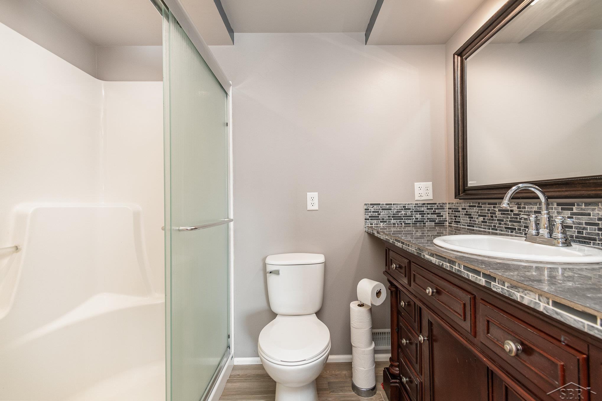 5282 Shattuck Road Saginaw, MI 48603 - Photo 21 of 26 50135314-fb7863b2-61ee-4280-8613-214c8f8348f7.JPG