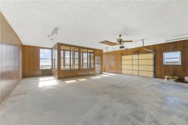 $370,000 | 2861 Highway 54, Moran, KS 66755