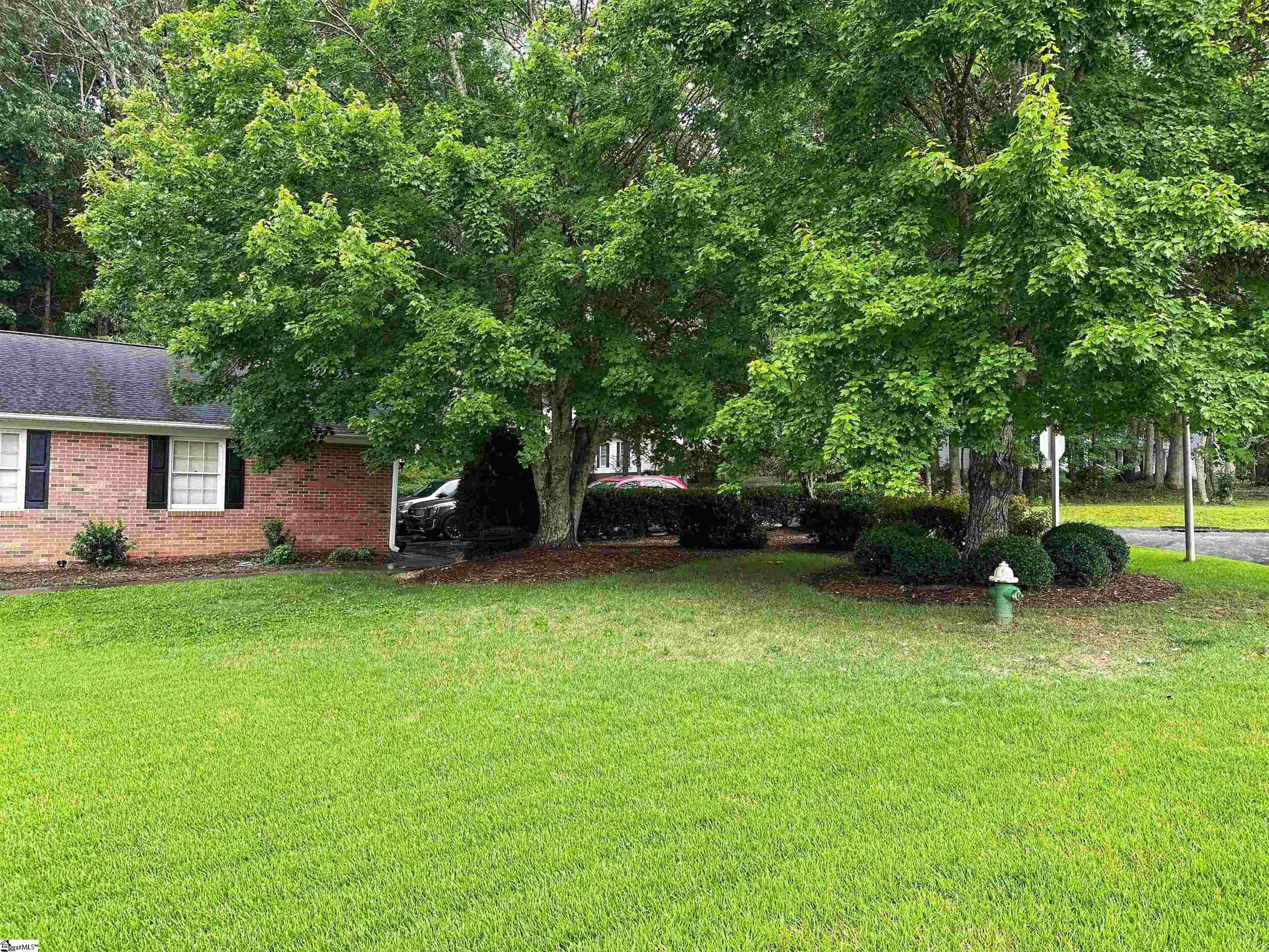 200 Inverness Way Easley, SC 29642 - Photo 5 of 32 Gallery Image 5