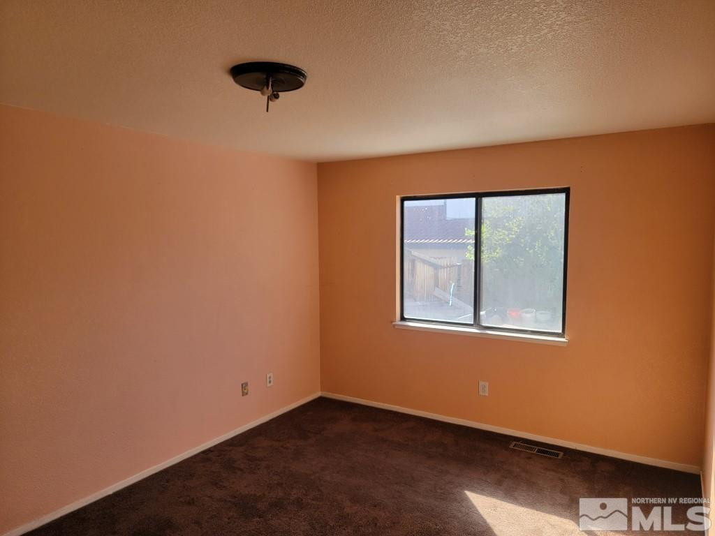 6769 Peppermint Court Reno, NV 89506 - Photo 8 of 19 Photo 8