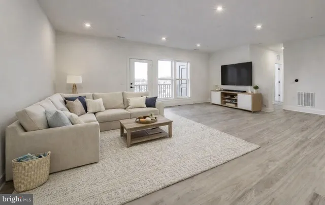 $5,000 | 1141 Fortune Terrace, Unit 505, Potomac, MD 20854