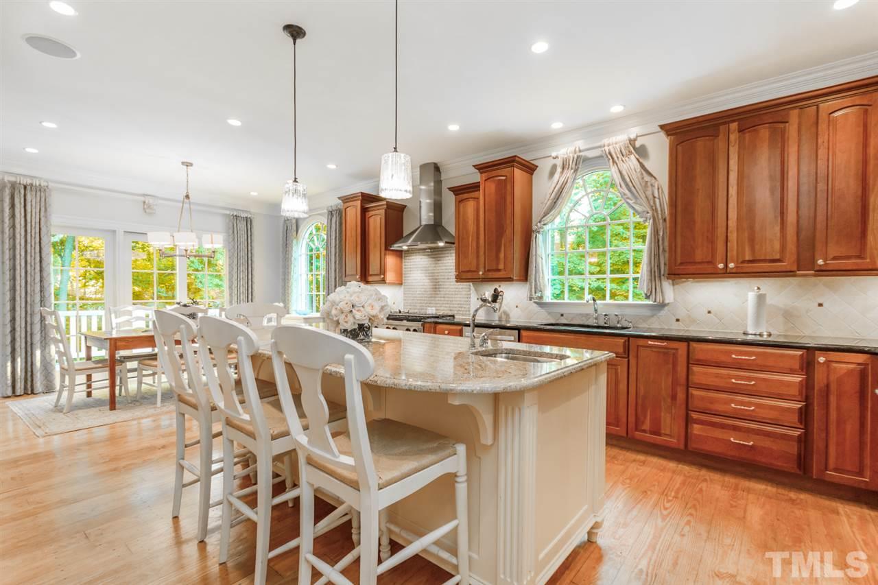 2330 Hales Road Raleigh, NC 27608 - Photo 5 of 25