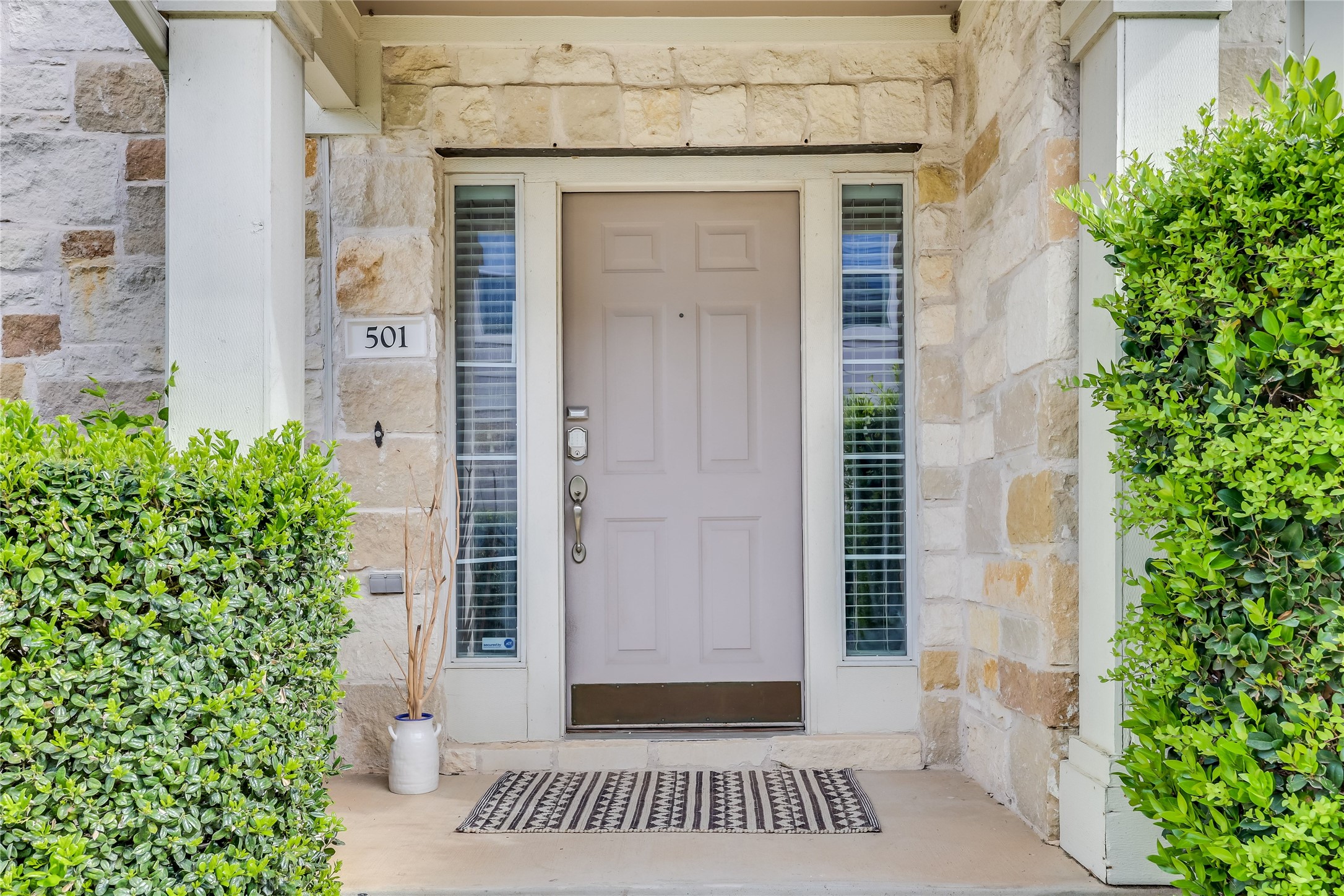 1900 Scofield Ridge Parkway, Unit 501 Austin, TX 78727 - Photo 2 of 31