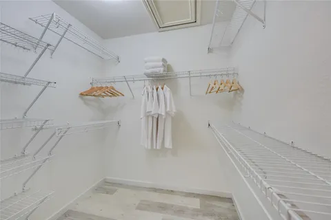 $289,000 | 1900 Scofield Ridge Parkway, Unit 501, Austin, TX 78727