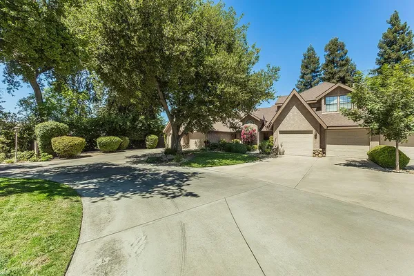 a view of backyard of house