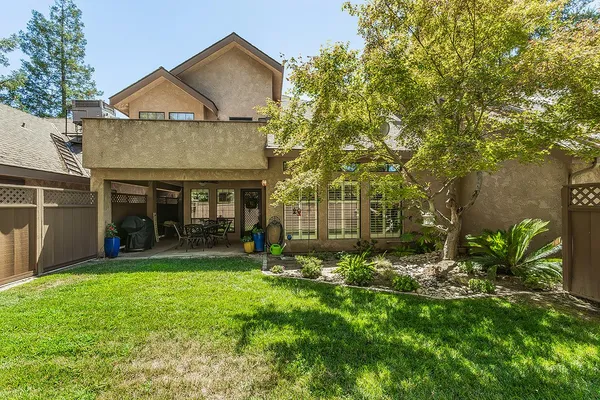 $399,000 | 1282 West Flora Avenue, Reedley, CA 93654