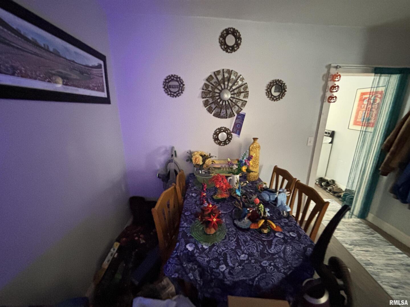 2225 Pershing Boulevard Clinton, IA 52732 - Photo 3 of 7 a view of a workspace