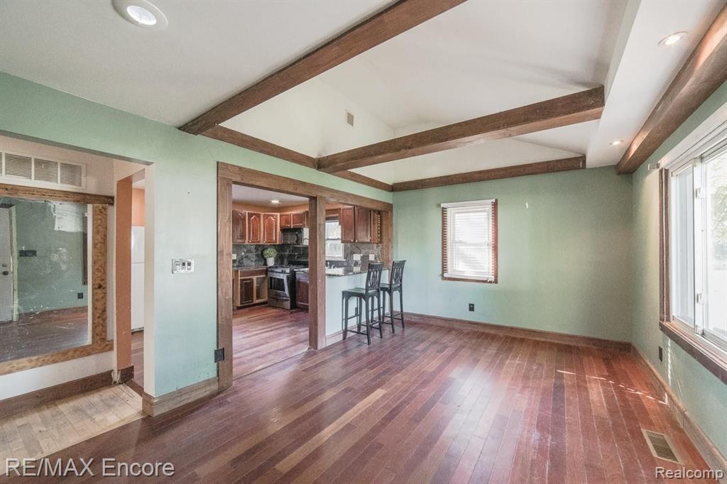 3195 Gerald Avenue Rochester Hills, MI 48307 - Photo 4 of 23