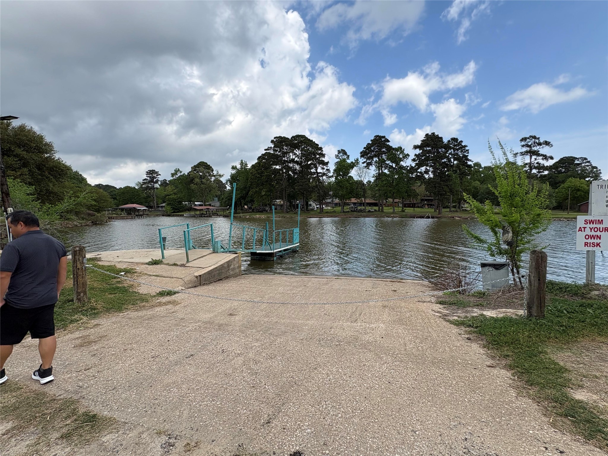 0 Oak Bluff Trinity, TX 75862 - Photo 2 of 6 Ground and Park for intertaiment .