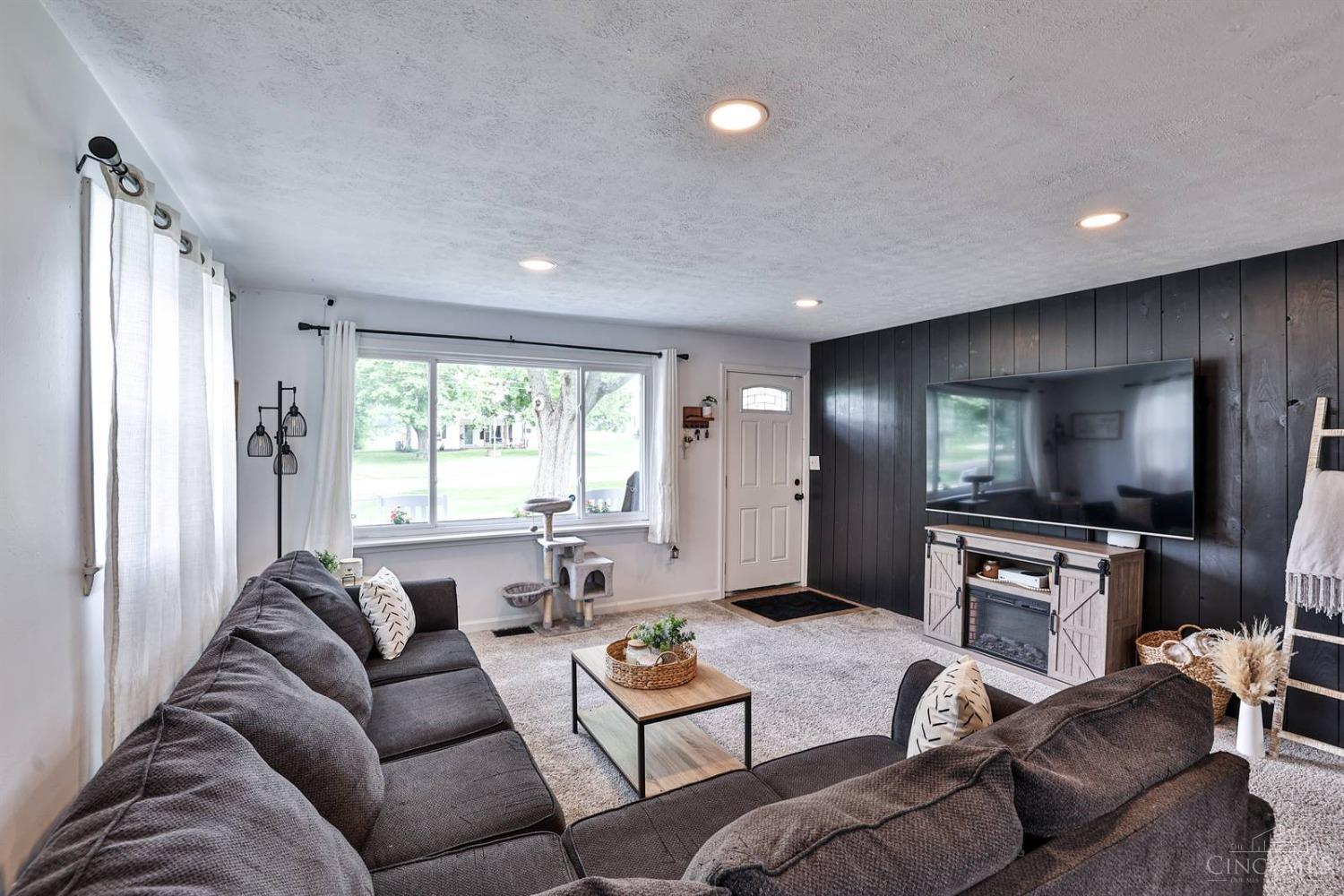 5851 Union Road Franklin, OH 45005 - Photo 6 of 31 Gallery Image 6
