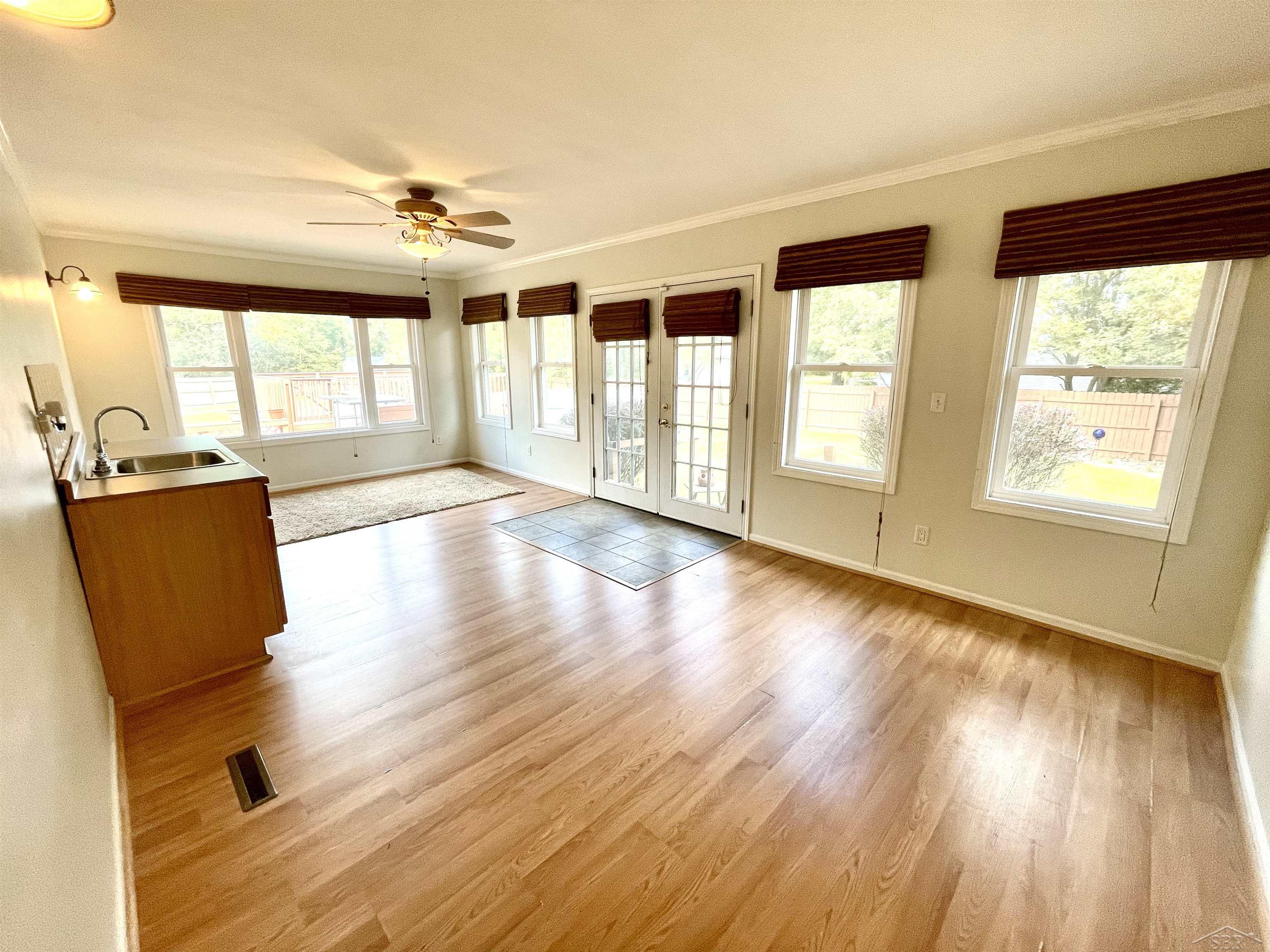 3393 Hackett Road Saginaw, MI 48603 - Photo 23 of 36 w/wet bar and a separate entrance from exterior