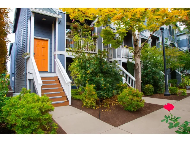 $395,000 | 17484 Southwest November Court, Beaverton, OR 97003