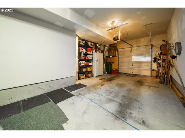 $395,000 | 17484 Southwest November Court, Beaverton, OR 97003