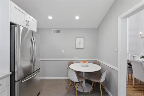 $1,175,000 | 67 Old Country Road, New Rochelle, NY 10804
