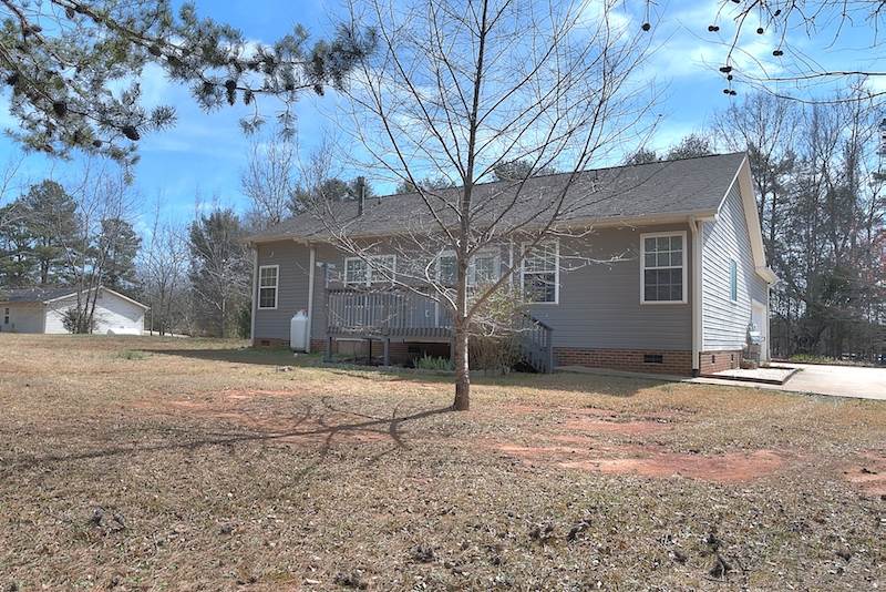 415 Old Georgia Road Pelzer, SC 29669 - Photo 22 of 24