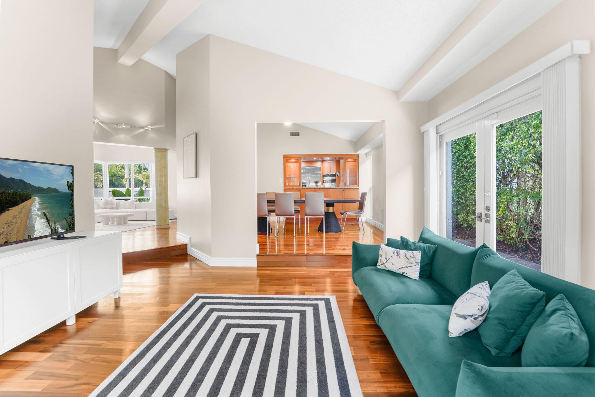 7036 San Sebastian Circle Boca Raton, FL 33433 - Photo 9 of 25 7-web-or-mls-DSC01232