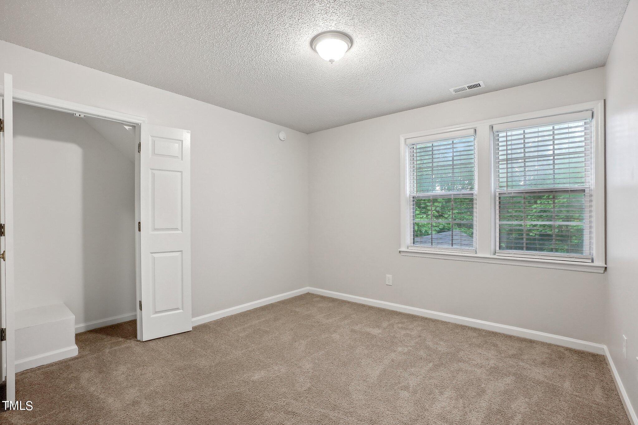5221 Pronghorn Lane Raleigh, NC 27610 - Photo 23 of 29 Pronghorn Ln-024