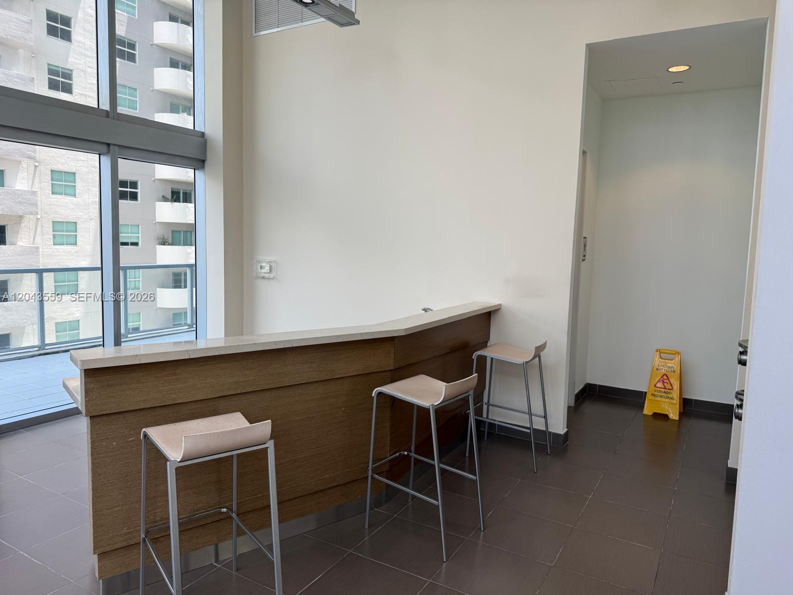 79 Southwest 12th Street, Unit 3702S Miami, FL 33130 - Photo 17 of 20